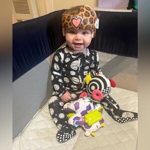 Bums and Roses bamboo moon footie 12-18 months